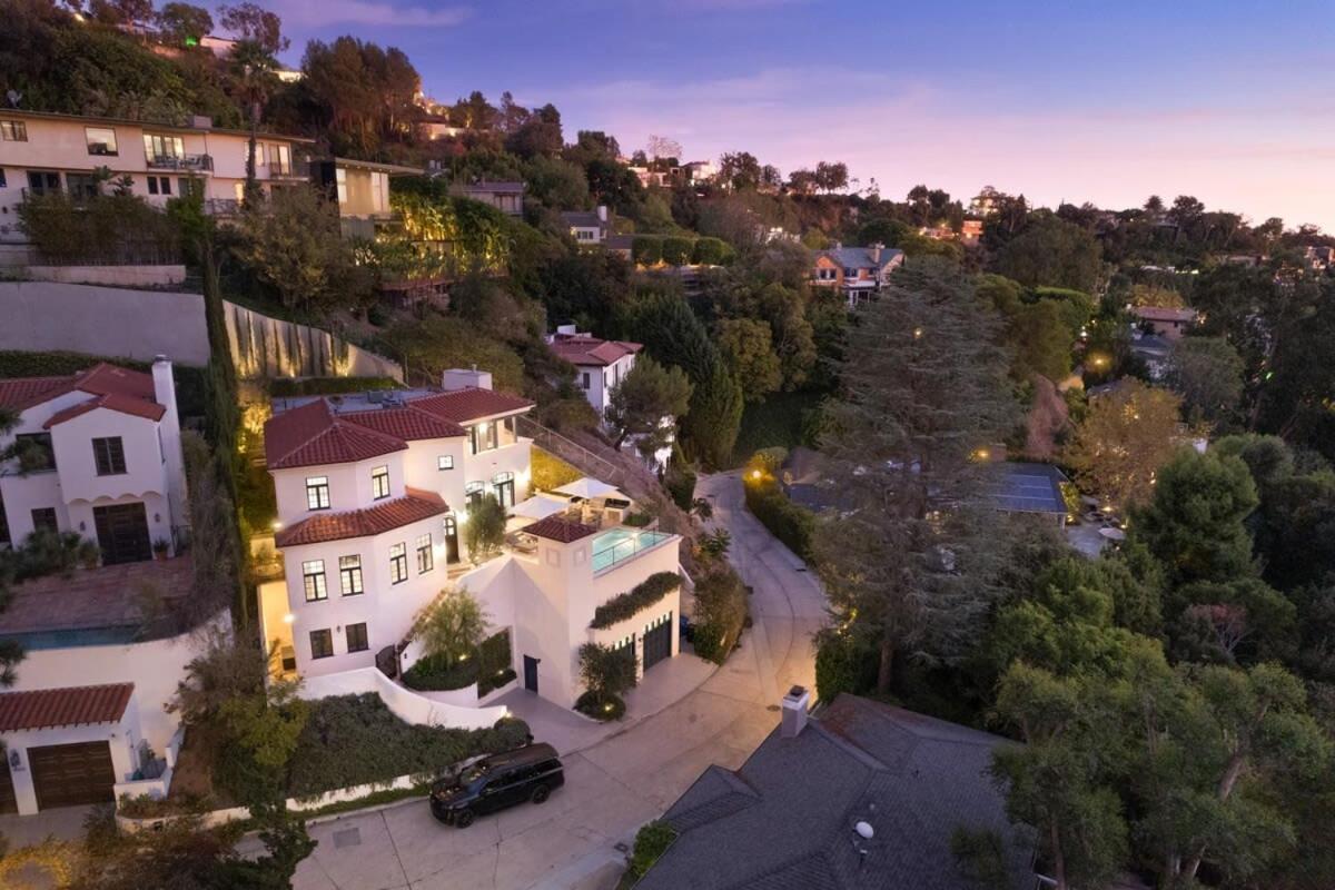 Chateau Beverly Hills By Stay Awhile Villas - Los Angeles — Photos 3